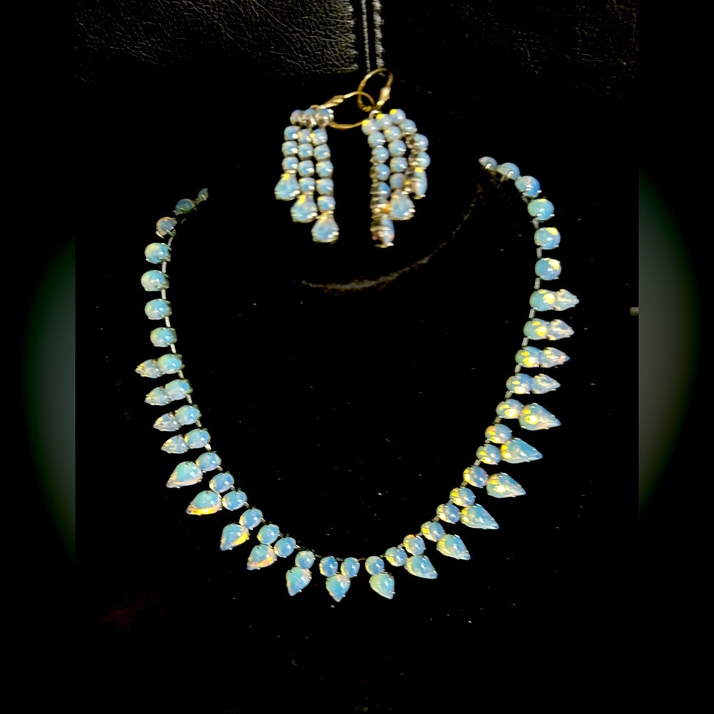 Antique 2-piece Vintage Statement Necklace with Matching Earring Silver Tone Set